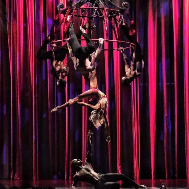 Beck Dancers