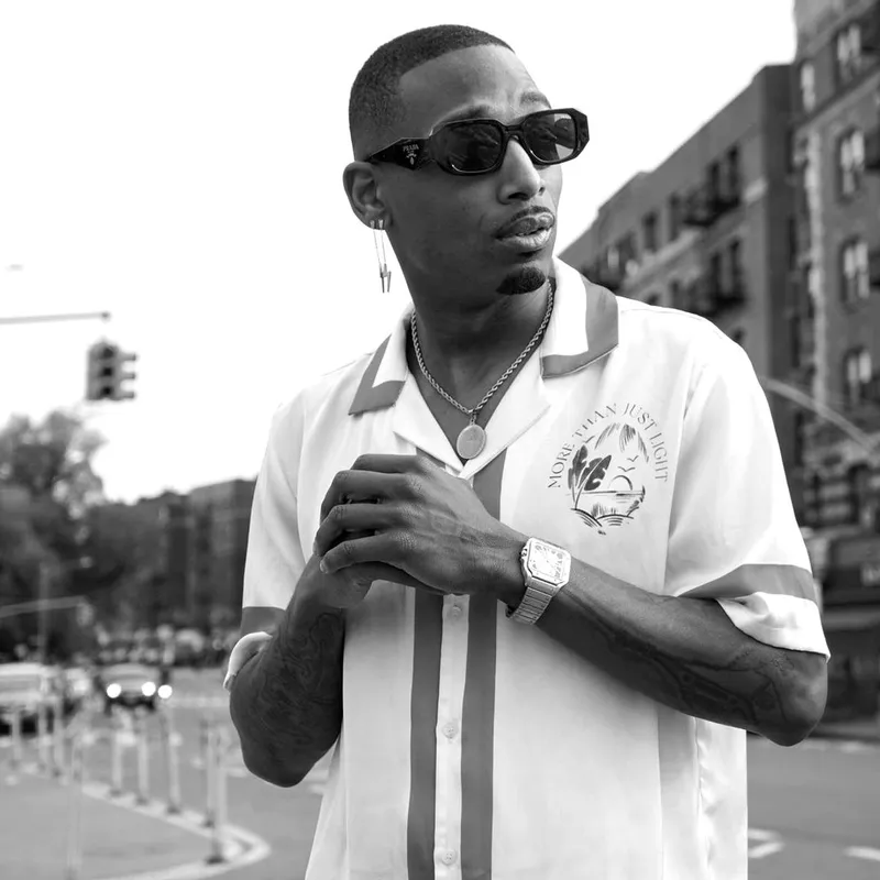 J Young Mdk