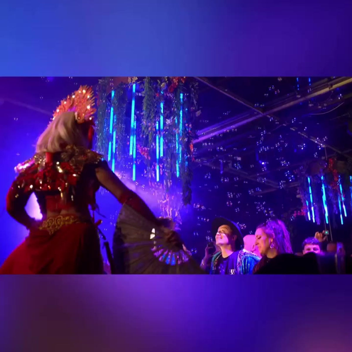 Becky Bubble 11