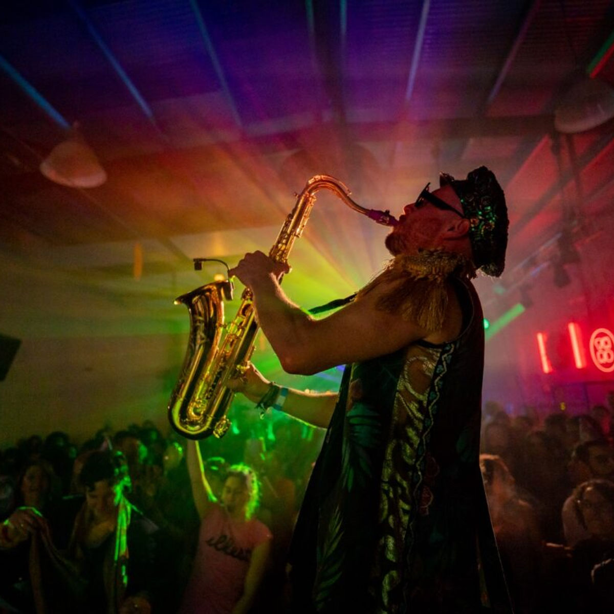 Jonny Be Sax 4