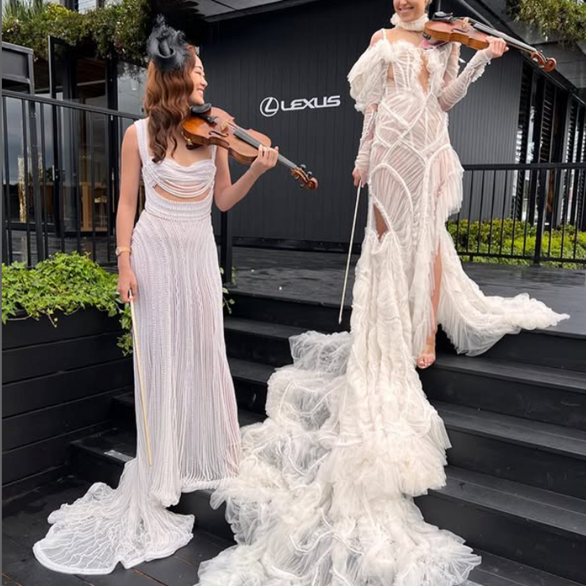 Luxe Strings 12
